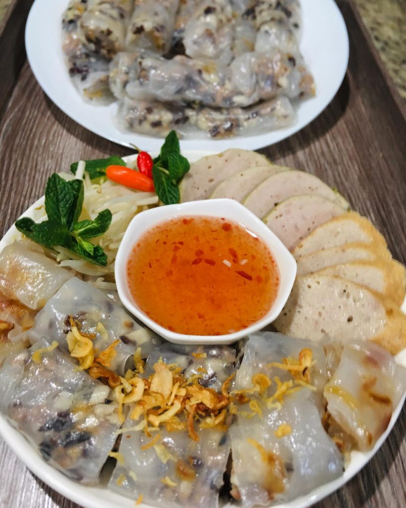 Nước mắm Quảng Bình hấp dẫn cùng món bánh cuốn