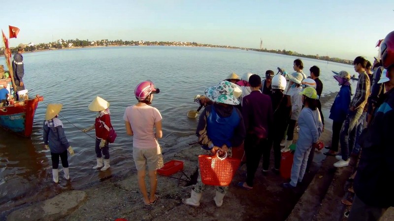 Chợ Đồng Hới: Hải sản Quảng Bình