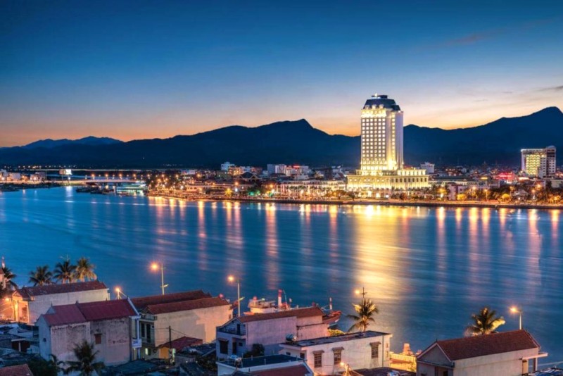 Melia Vinpearl Quảng Bình: Nghỉ dưỡng & Giải trí