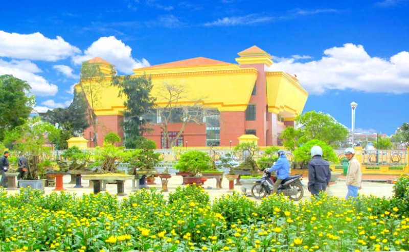 Bảo tàng Quảng Bình