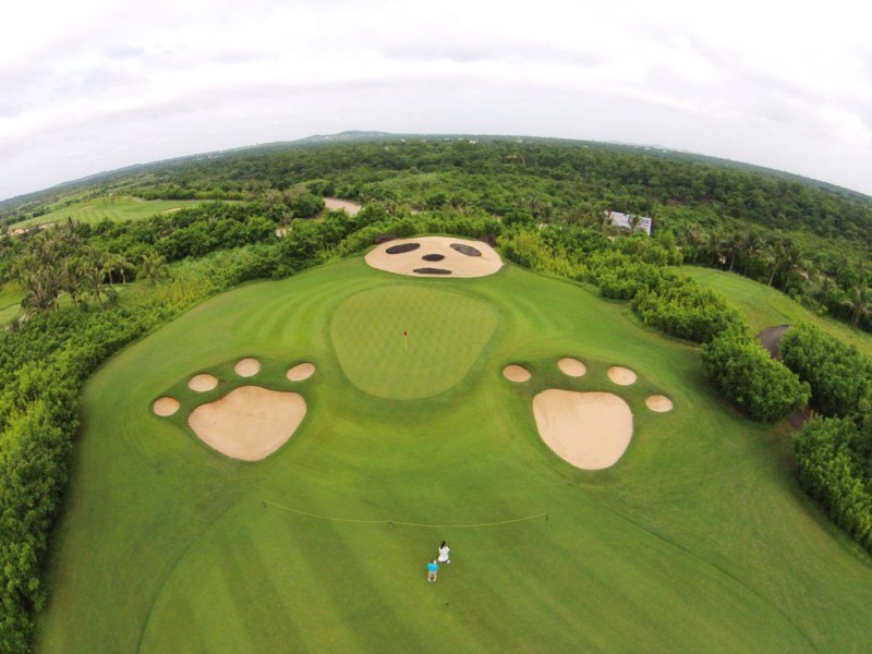 Sự kết hợp hoàn hảo giữa hiện đại và thiên nhiên hoang sơ.