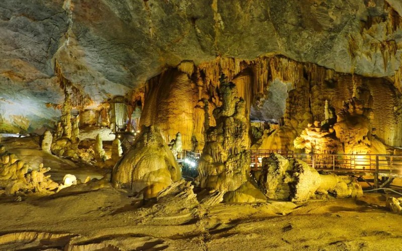 Lung linh động Thiên Đường