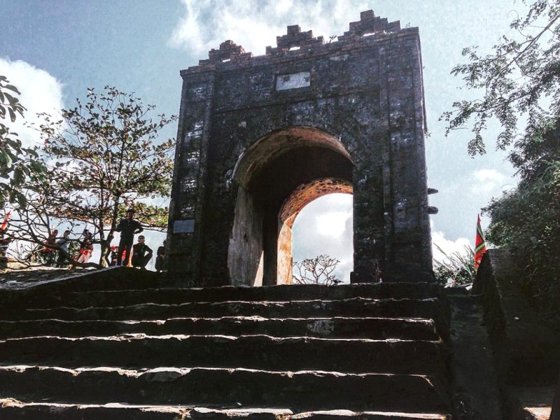 Điểm du lịch gần Hoành Sơn Quan