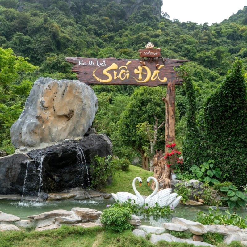 Vị trí Suối Đá